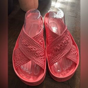 EUC Fendi Pink 'Forever Fendi' Reflections Crisscross Sandals SZ 41